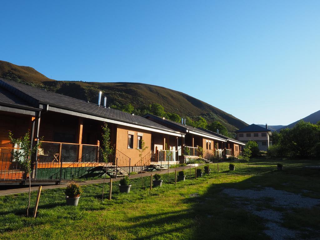 Villa Planet Ancares Candín Exterior foto